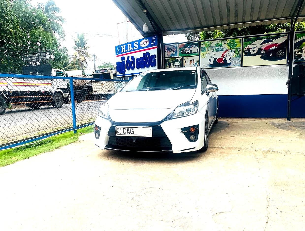 TOYOTA PRIUS G SPORT - slide 1