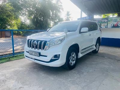 4x4 and SUV Rentals - 3