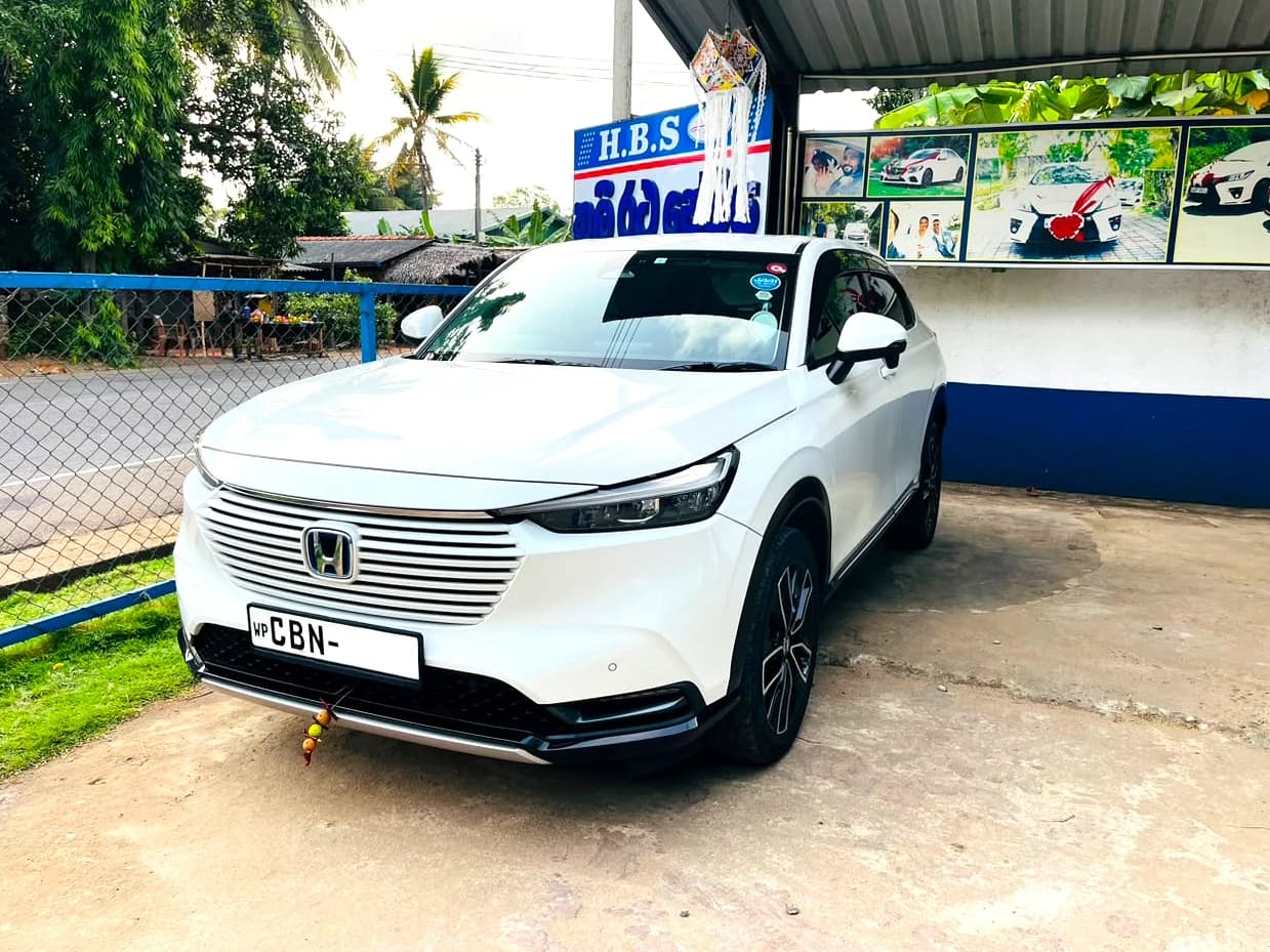 HONDA VEZEL - slide 1
