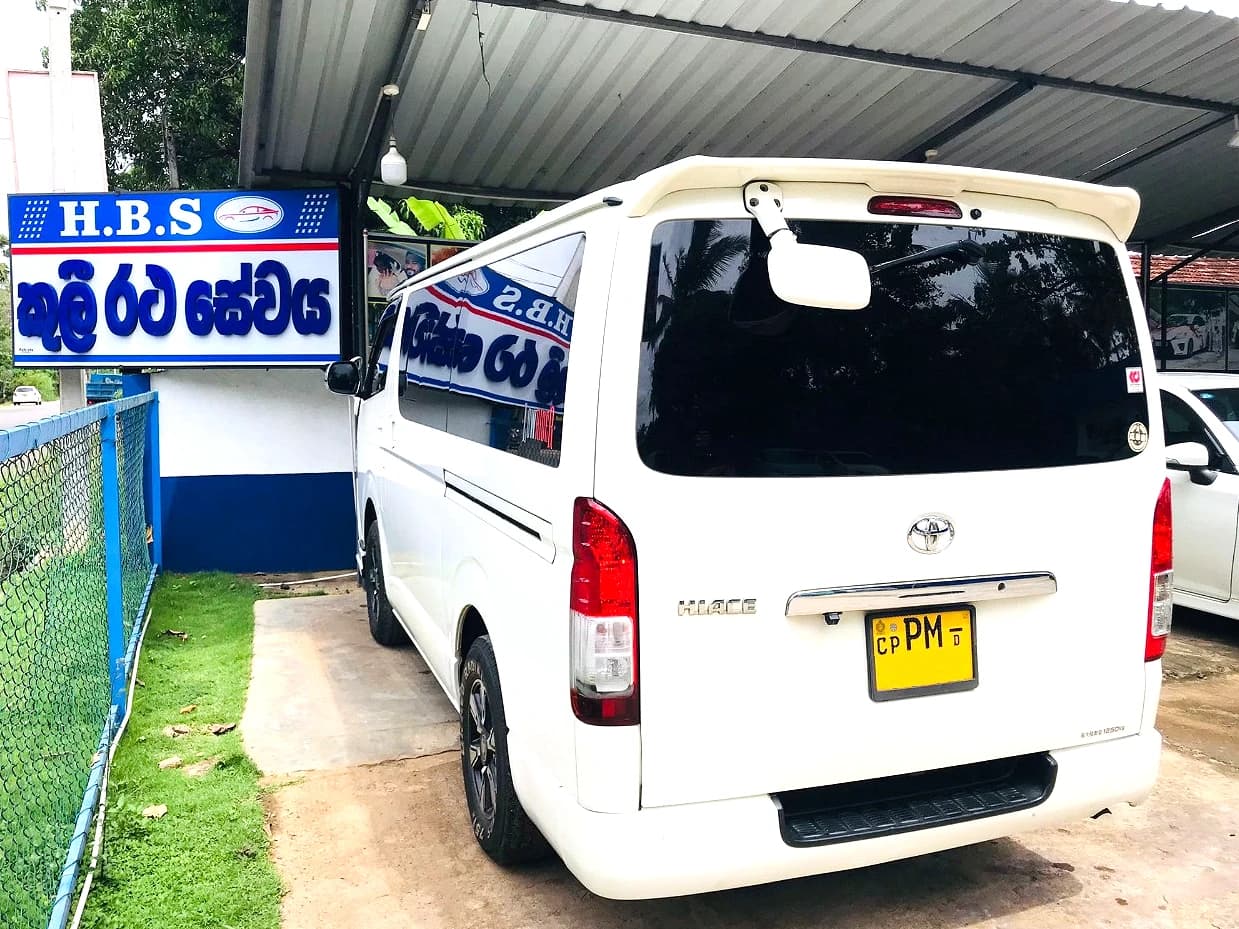 Toyota Hiace KDH - slide 2