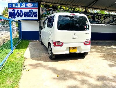 SUZUKI WAGON R - slide 2