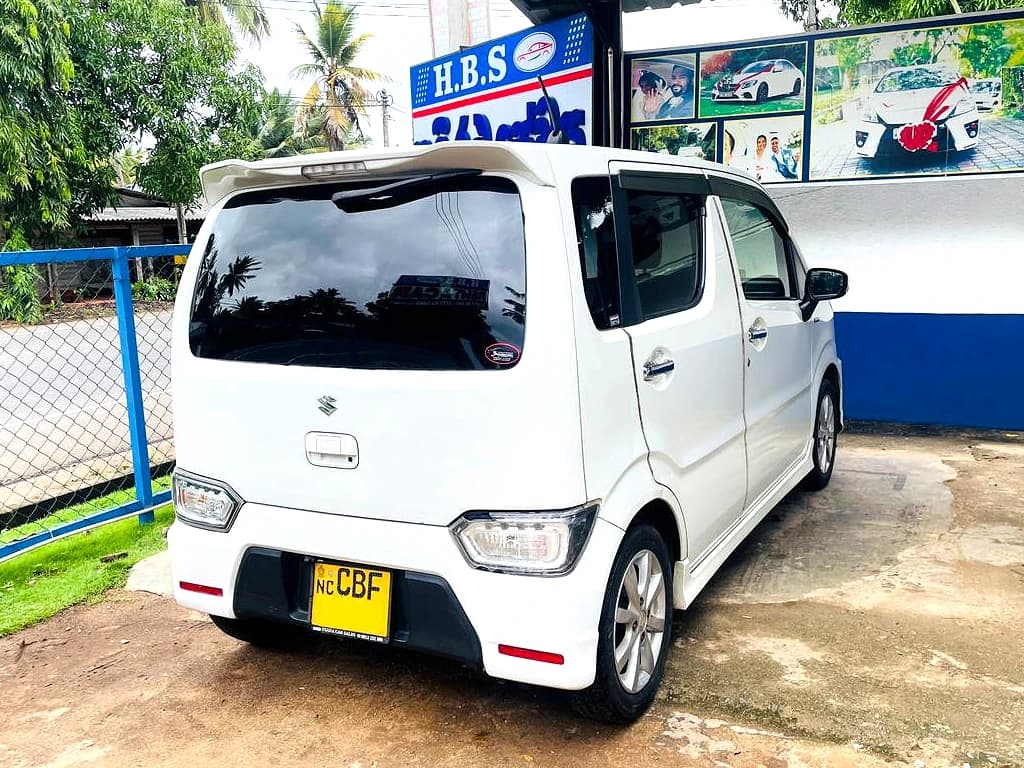 SUZUKI WAGON R - slide 3