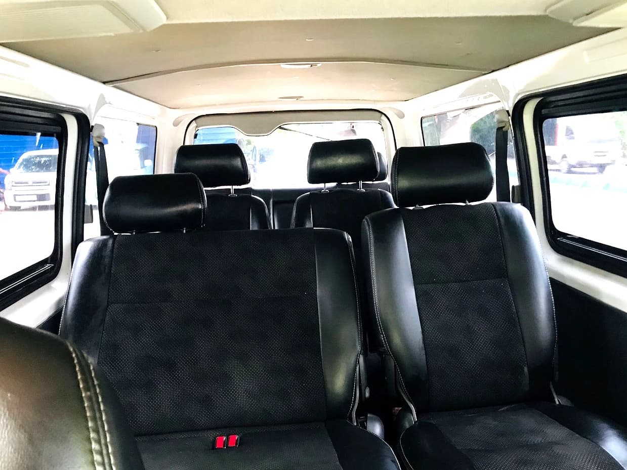Toyota Hiace KDH - slide 5