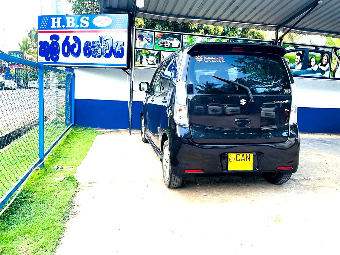 SUZUKI WAGON R - slide 2
