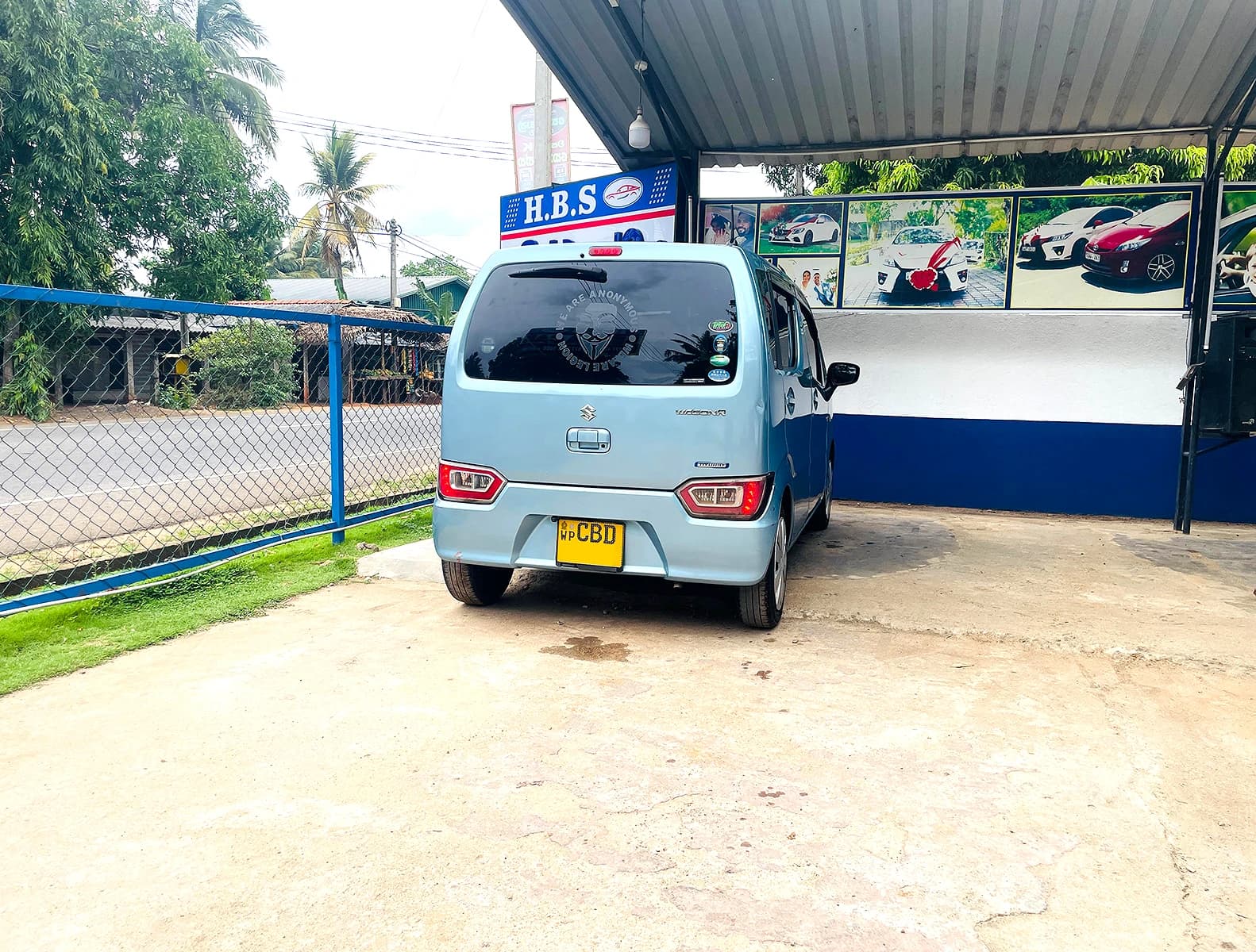 SUZUKI WAGON R - slide 3