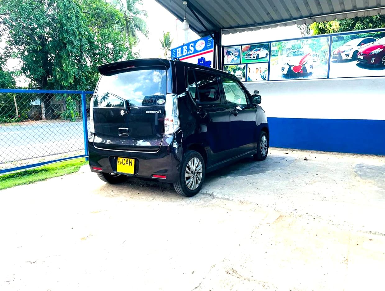 SUZUKI WAGON R - slide 3